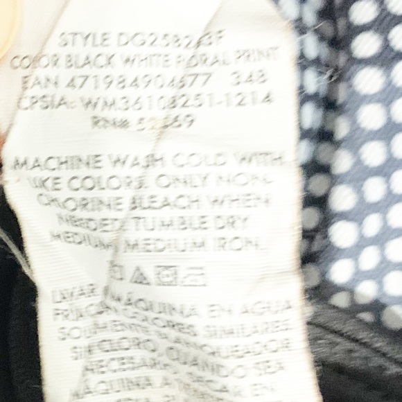 Danskin Now Performance Active Skort Flower & Dot Pattern Open Side Short Lining - Picture 12 of 12